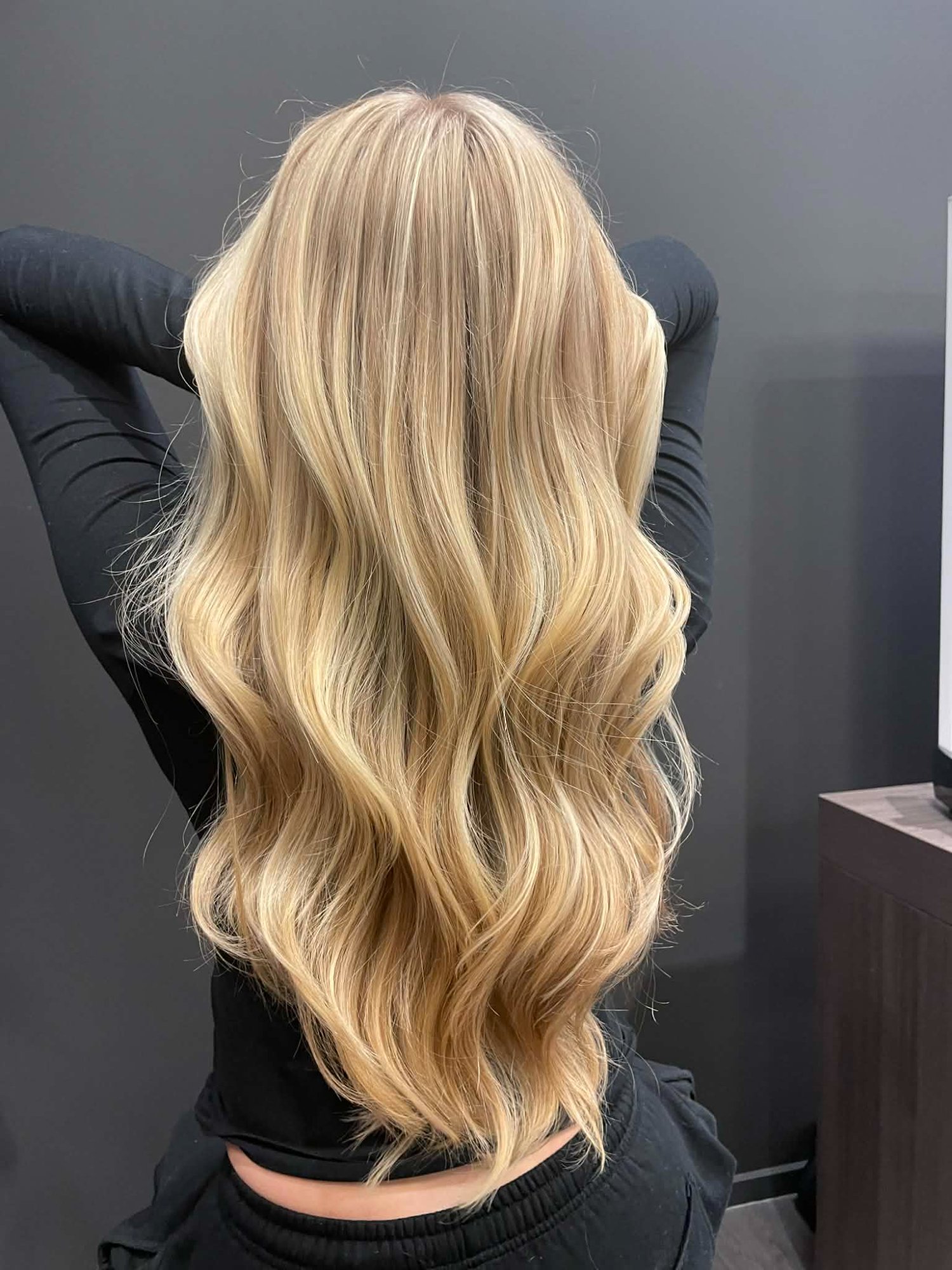 Gylden blond bølger